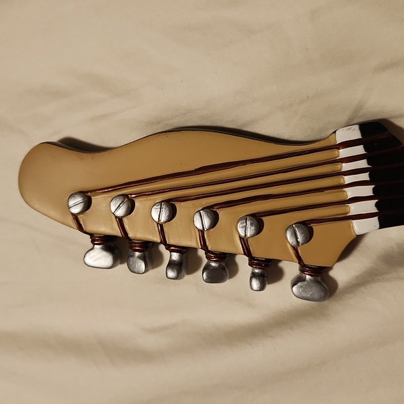 Guitar Headstock Wall Hooks Set Of 3 - Picture 15 of 15